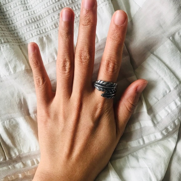 Wrap around leaf ring - Picture 3 of 3